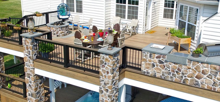 Custom Deck Design Contractors in Lake Balboa, CA