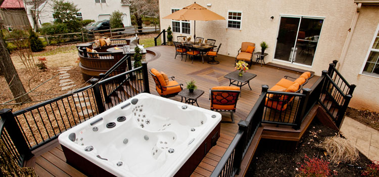 Creative Custom Decks Design in Lake Balboa, CA