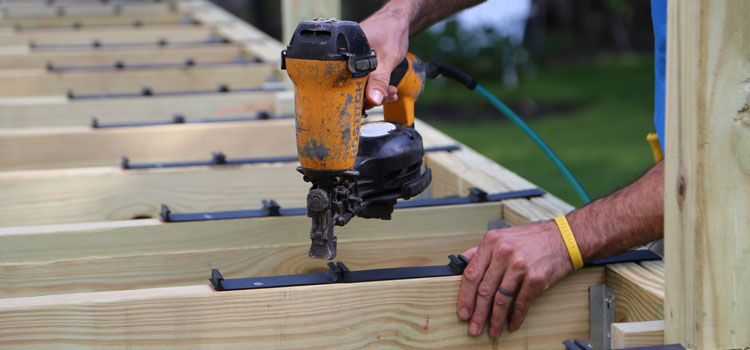 Trex Deck Builders in Lake Balboa,CA